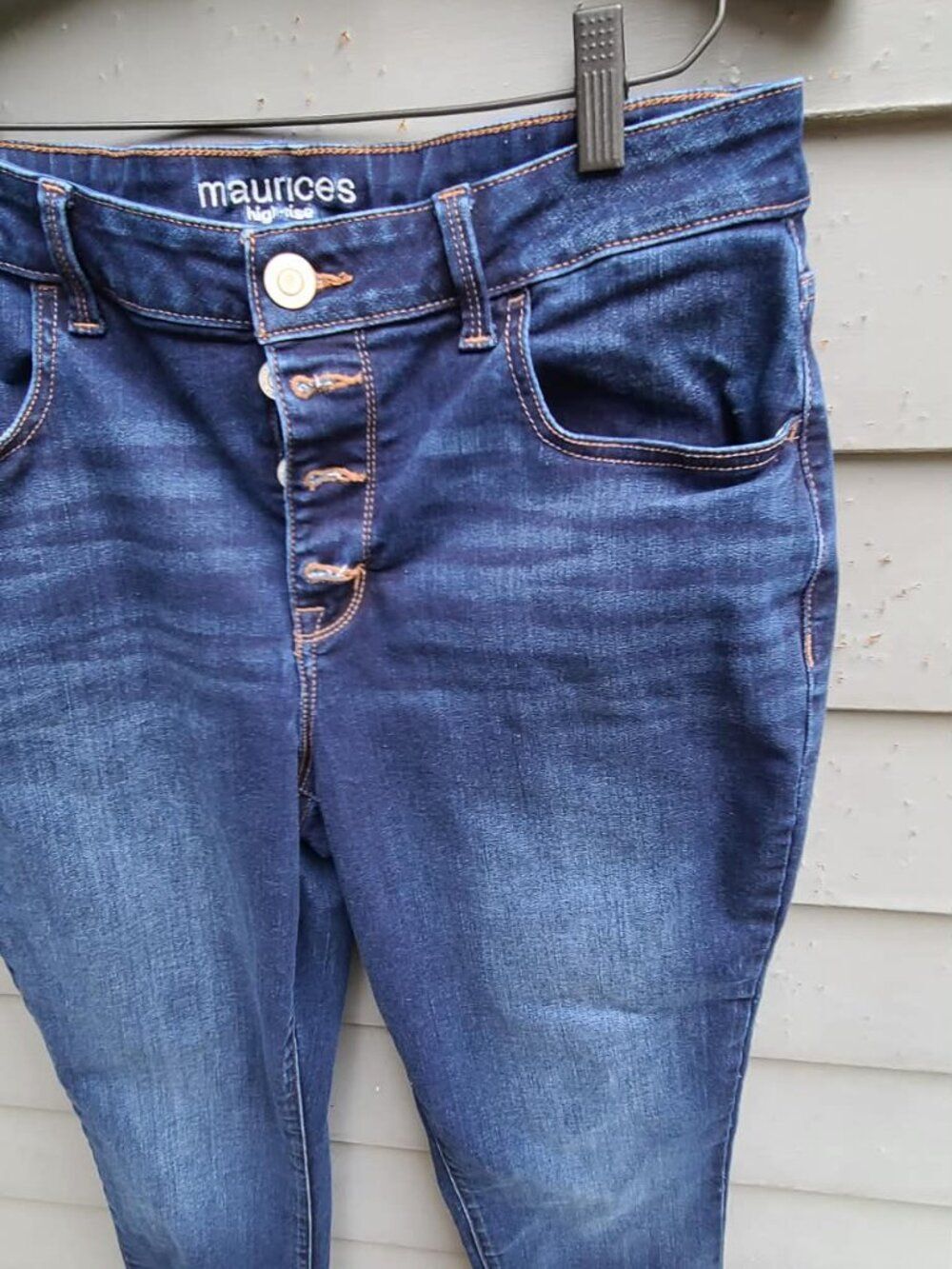 Maurices High Rise Button Fly Jeans size Large Short - Picture 8 of 9